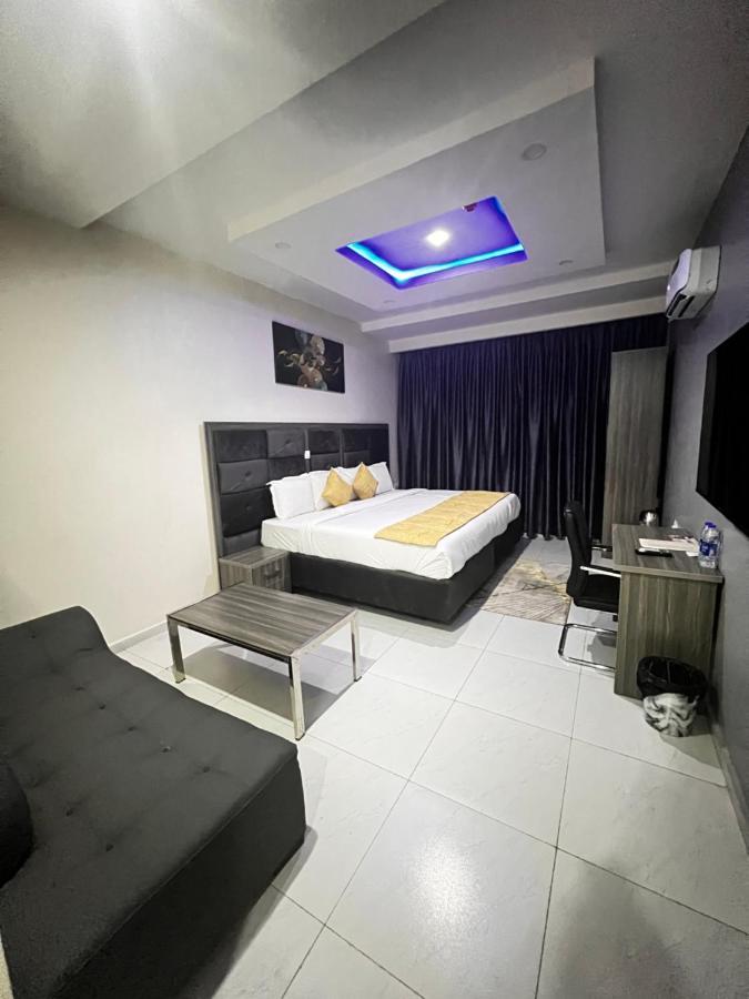 De Rigg Place Embassy ลากอส ภายนอก รูปภาพ