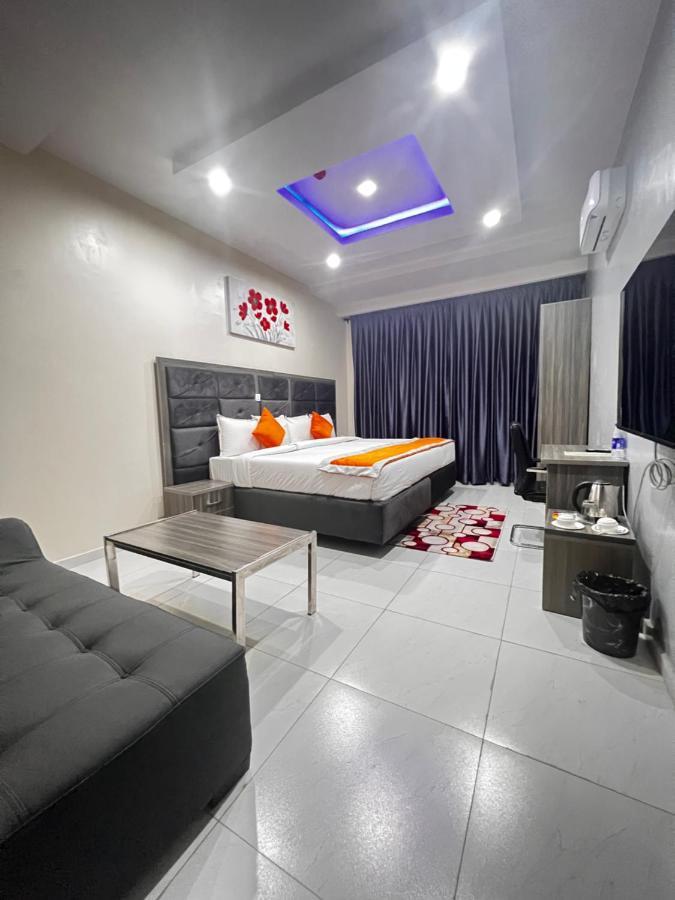 De Rigg Place Embassy ลากอส ภายนอก รูปภาพ